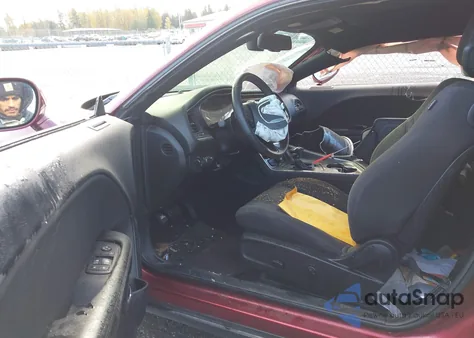 2018 Dodge Challenger R/T из США, поврежденный, VIN 2C3CDZBT0JH138409